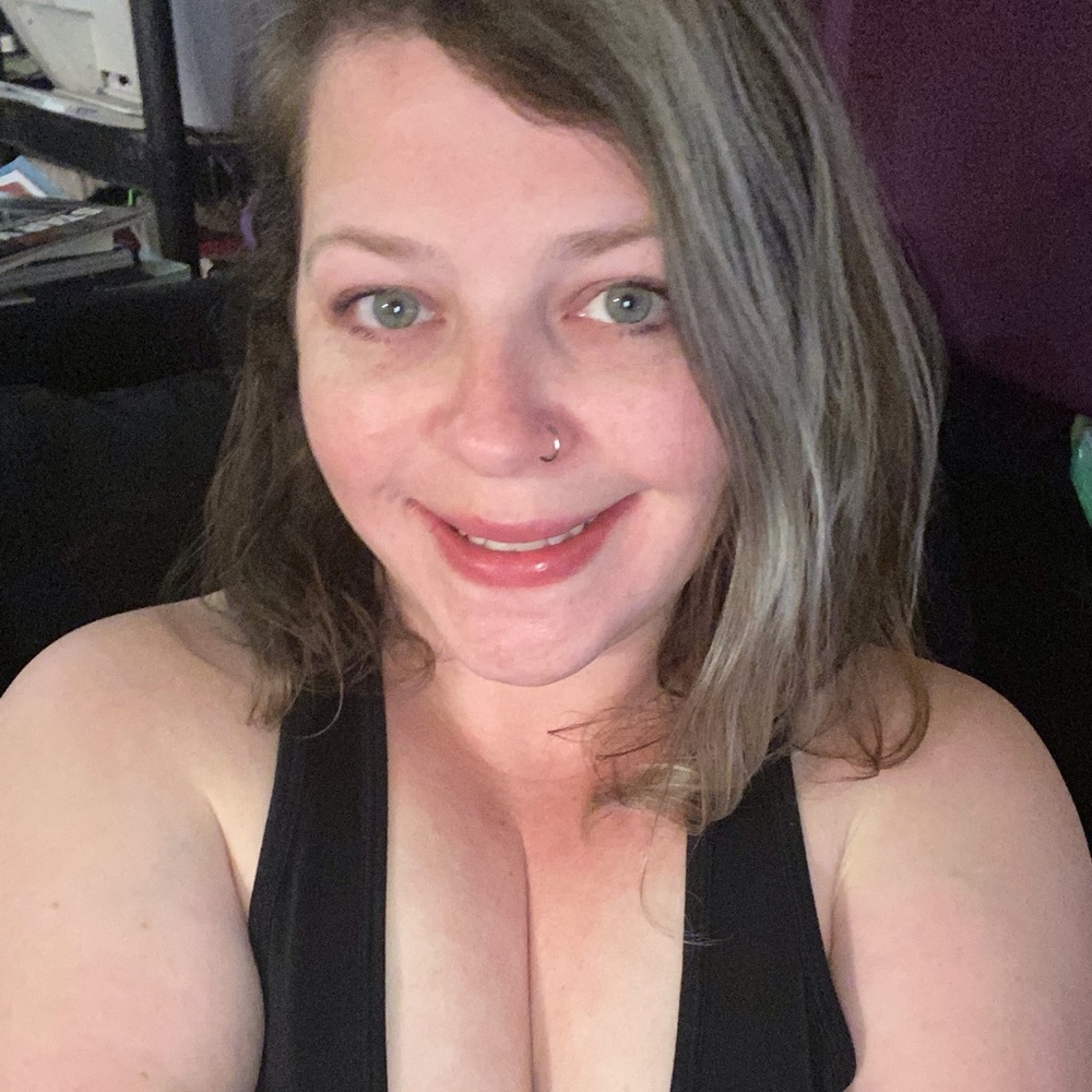 Meet your Posher, Traci